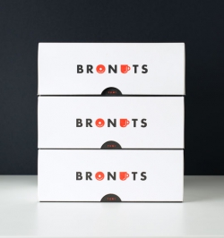 Bronuts咖啡店品牌包装设计欣赏