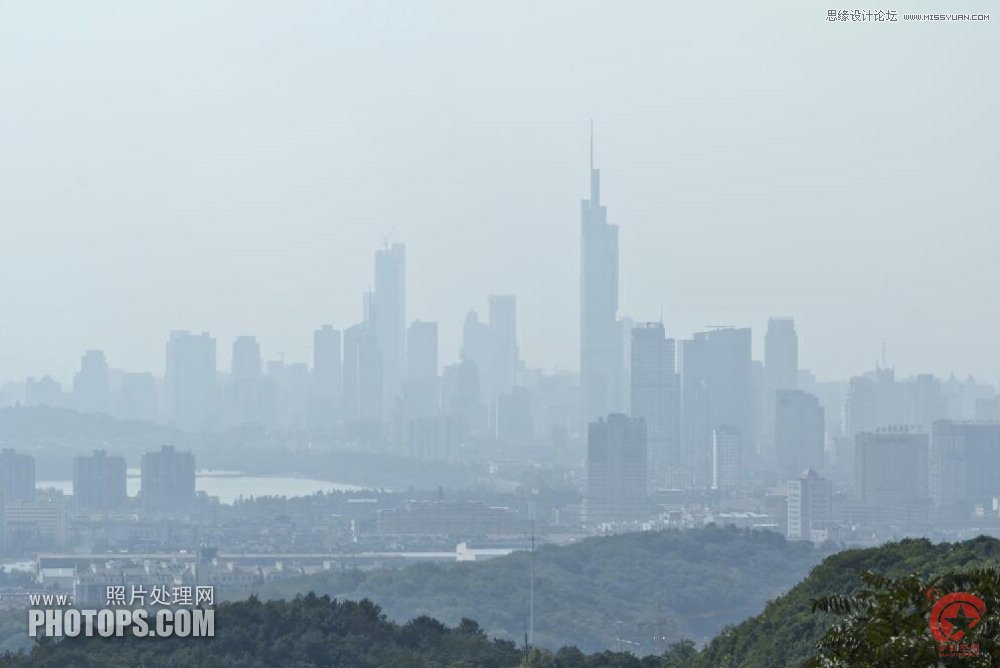 Photoshop调出城市灰蒙蒙城市照片清新效果,PS教程,素材中国