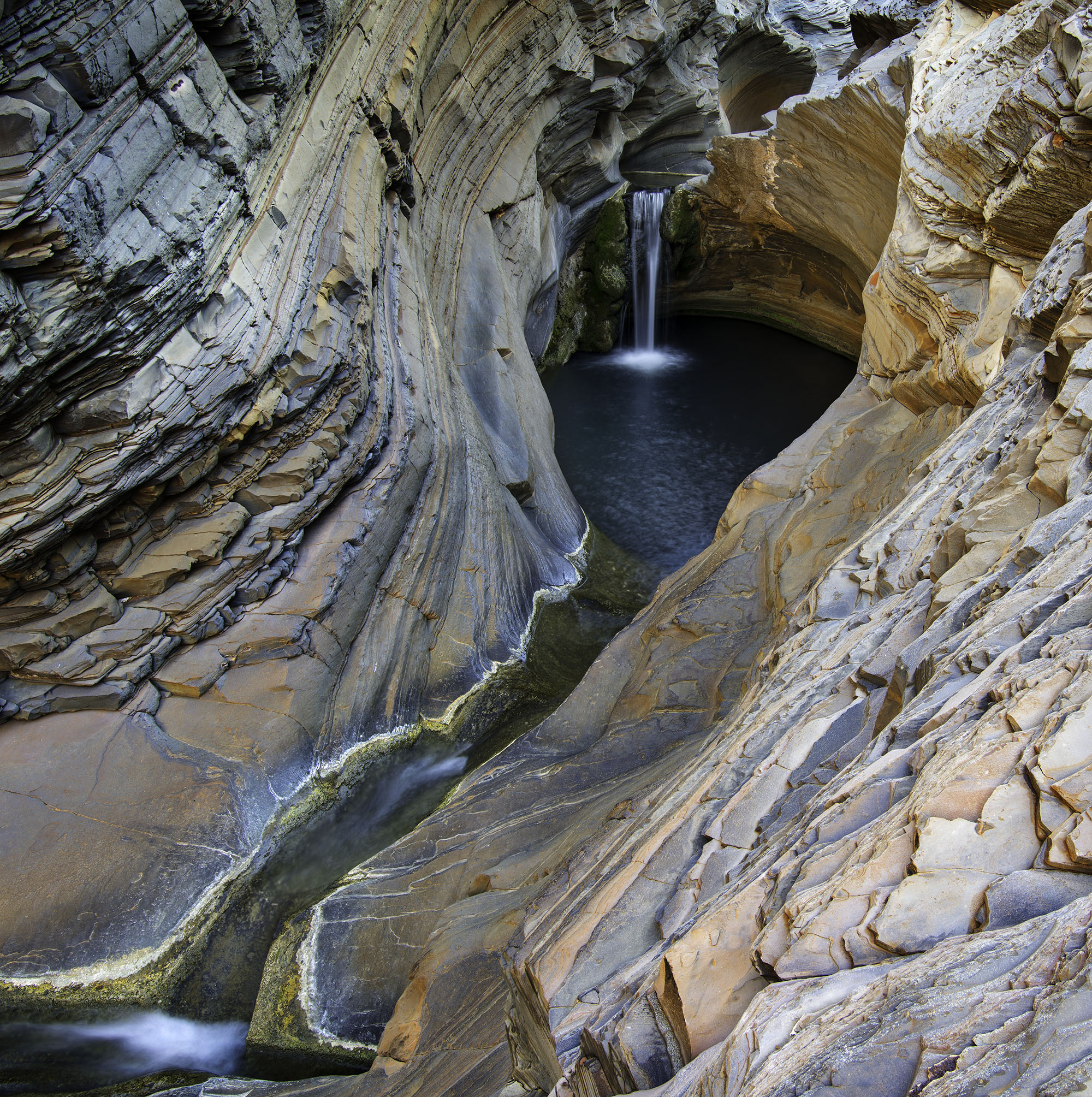 Hamersley Gorge waterfall.