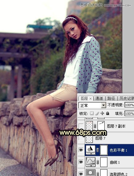 Photoshop给围墙边美女照片添加夕阳美景,PS教程,素材中国