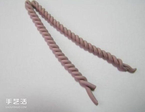 用软陶或粘土DIY制作编织风爱心胸针的方法 -  