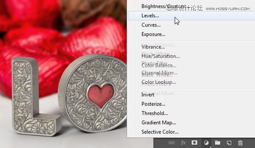 Photoshop制作银色纹理的LOVE艺术字,PS教程,素材中国网