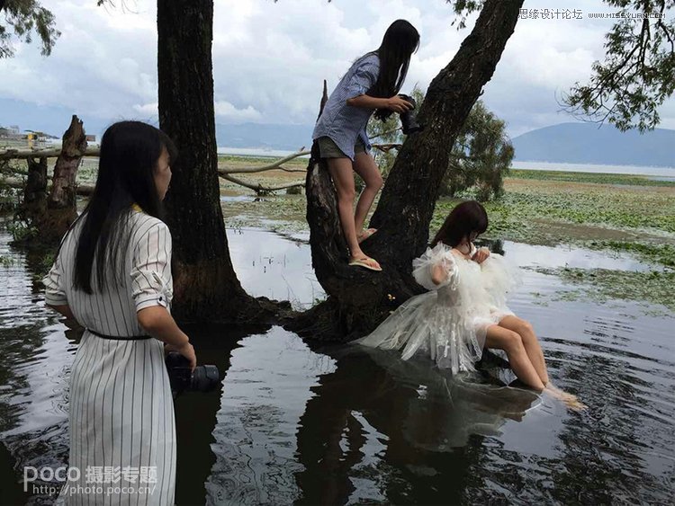 Photoshop调出阴雨天外景人像清新明亮效果,PS教程,素材中国网