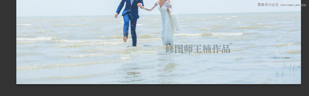 Photoshop调出海边婚片蓝色通透效果图,PS教程,素材中国网