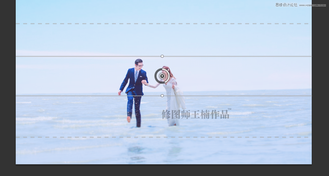 Photoshop调出海边婚片蓝色通透效果图,PS教程,素材中国网