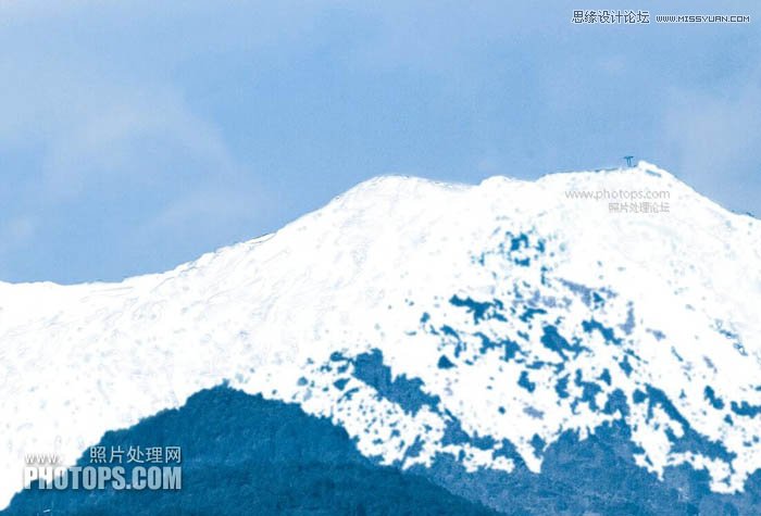 Photoshop给山峰添加逼真的雪景效果图,PS教程,素材中国网