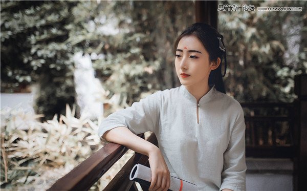 Photoshop调出古装美女人像冷色艺术效果,PS教程,素材中国网