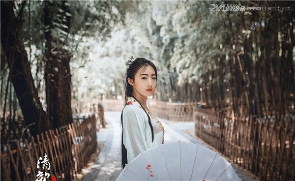 Photoshop调出古装美女人像冷色艺术效果,PS教程,素材中国网