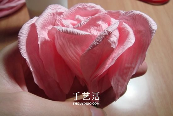 diy纸藤玫瑰花图解教程 纸藤制作玫瑰的步骤_折纸教程_设计原 (jy.