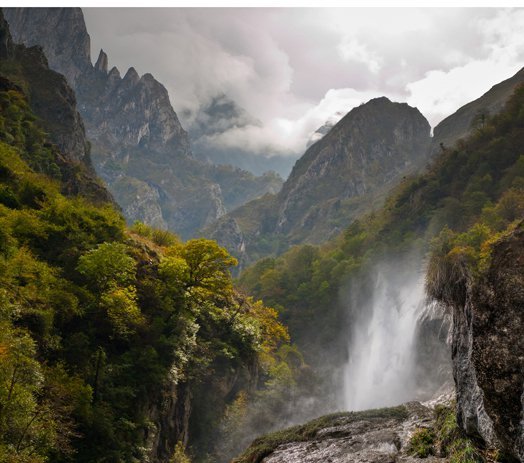 Photoshop合成梦幻的仙境场景效果,PS教程,素材中国网