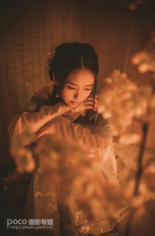 如何拍摄复古风格的夜景人像照片,PS教程,利发国际网