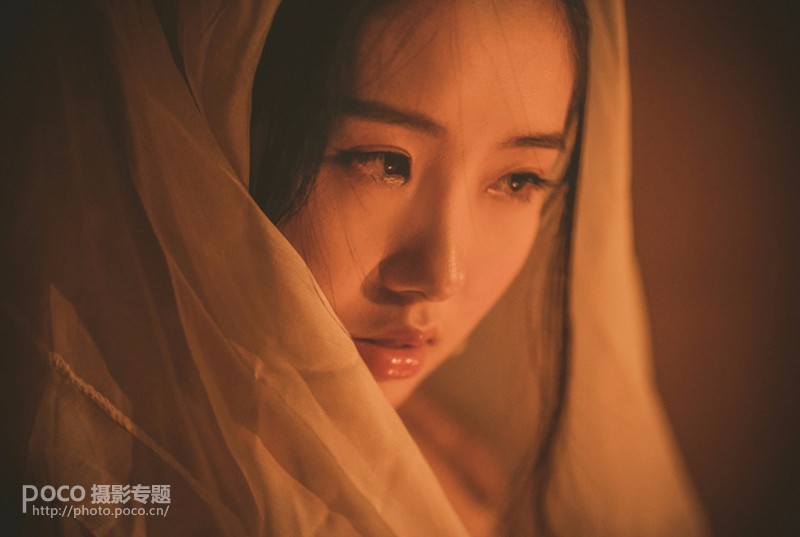 如何拍摄复古风格的夜景人像照片,PS教程,利发国际网