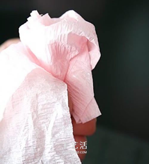 皱纹纸做玫瑰花球的方法 唯美的婚庆装饰物！ -  