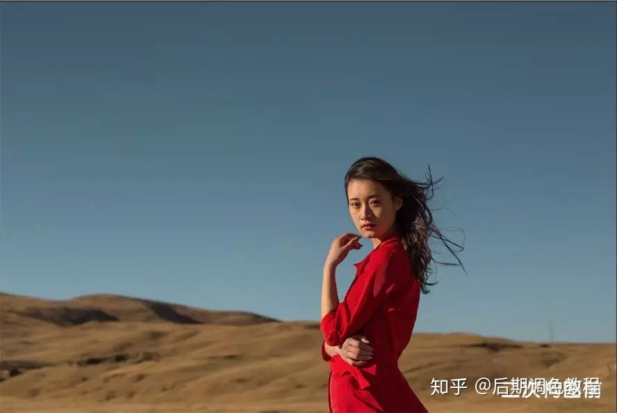 Photoshop调出外景人像照片青绿色效果,PS教程,素材中国网