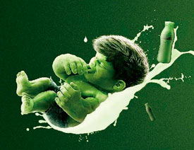 果汁海报：PS合成绿巨人为主题宣传海报